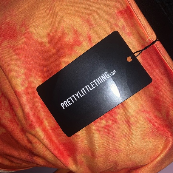 Pretty little thing long sleeve orange crop top - Picture 2 of 2